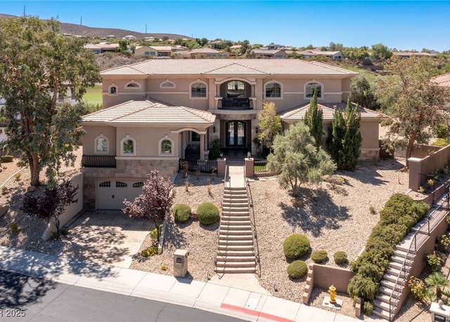 Property at 9 Paradise Valley Ct, Henderson, NV 89052, 5 beds, 6 baths