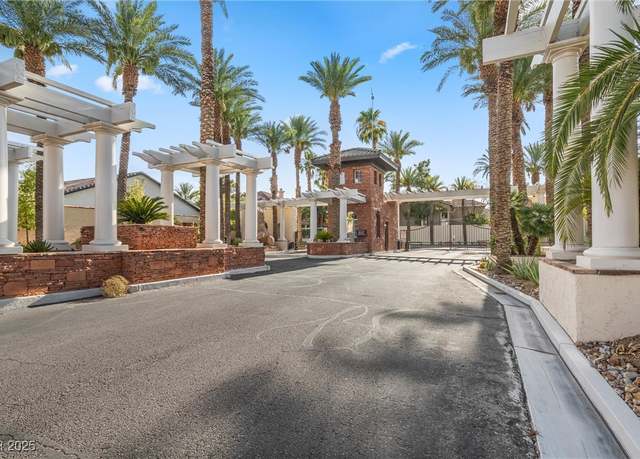 Property at 253 White Willow Ave, Las Vegas, NV 89123, 5 beds, 4 baths