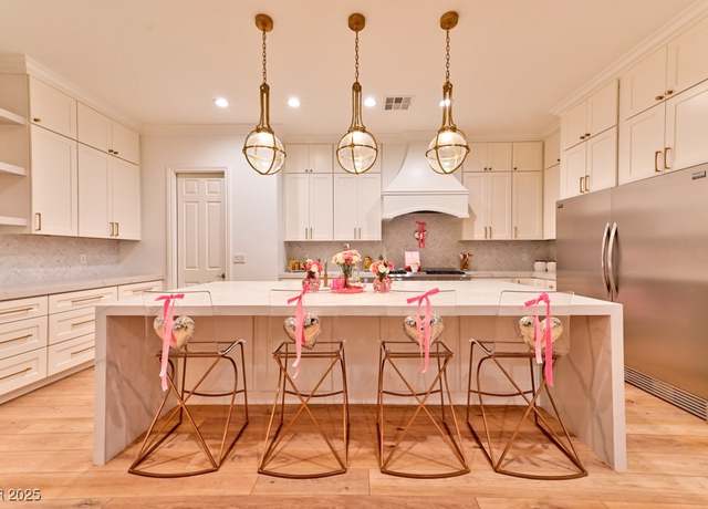 Property at 7565 N Torrey Pines Dr Unit A, Las Vegas, NV 89131, 5 beds, 6.5 baths