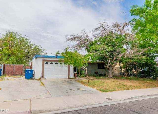 Property at 5600 W Bartlett Ave, Las Vegas, NV 89108, 2 beds, 1 bath
