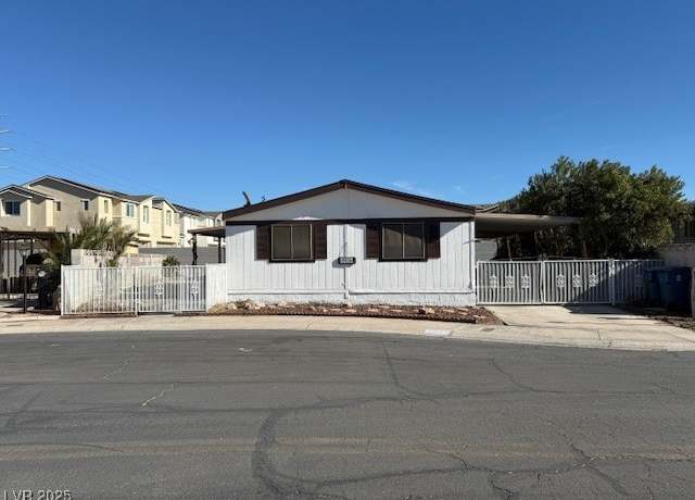 Property at 2916 Gavilan Ln, Las Vegas, NV 89122, 3 beds, 2 baths