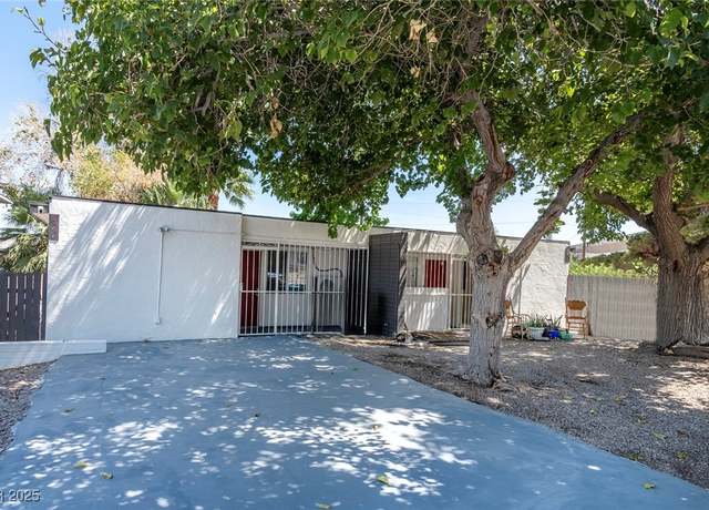 Property at 364 N 13th St, Las Vegas, NV 89101, 3 beds, 3 baths