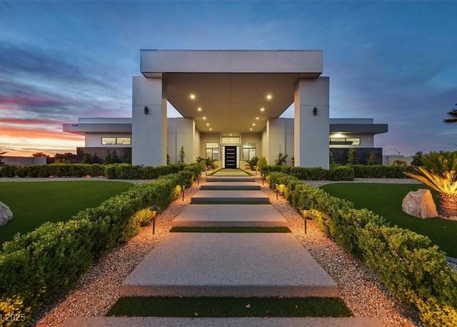 Property at 5400 Mello Ave, Las Vegas, NV 89131, 4 beds, 5.5 baths