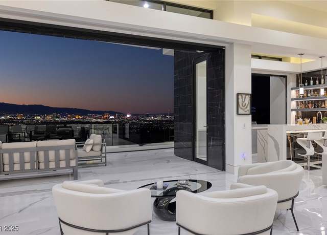 Property at 667 Solitude Rock Ct, Henderson, NV 89012, 5 beds, 6 baths