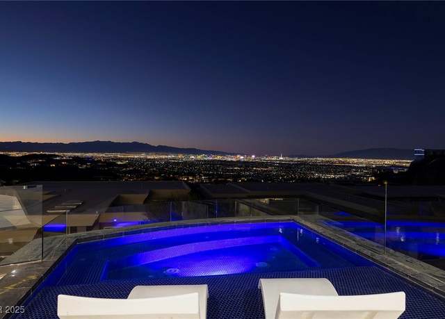 Property at 667 Solitude Rock Ct, Henderson, NV 89012, 5 beds, 6 baths