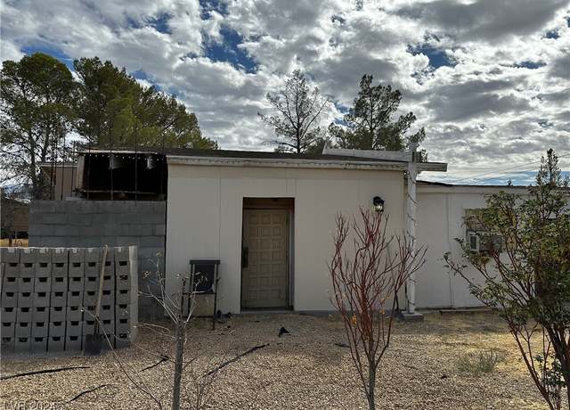 Property at 1081 W Wilson Rd, Pahrump, NV 89048, 1 bed, 1 bath