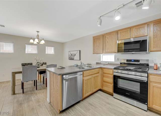 Property at 6048 Aripeka St, Henderson, NV 89011, 4 beds, 2.5 baths