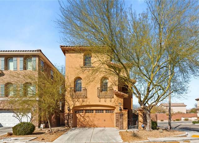 Property at 10133 Longoria St, Las Vegas, NV 89178, 4 beds, 3.5 baths