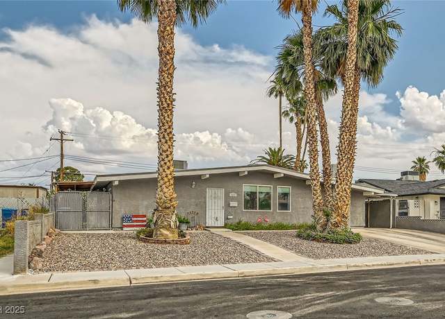 Property at 5217 Champions Ave, Las Vegas, NV 89142, 5 beds, 2 baths