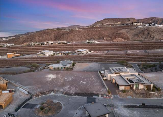 Property at 20 Sanctuary Peak Ct, Henderson, NV 89012