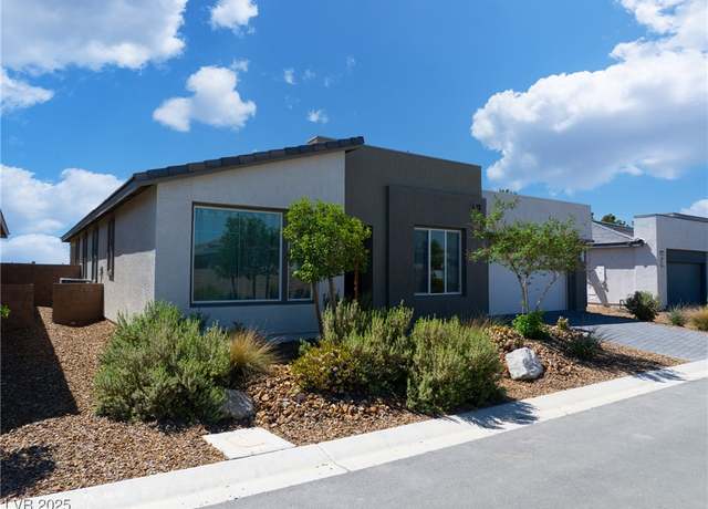 Property at 4557 E Cactus Canyon Dr, Pahrump, NV 89061, 2 beds, 2.5 baths