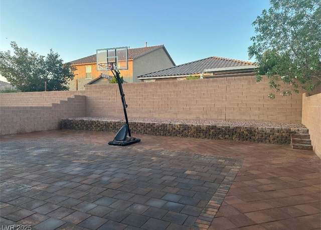 Property at 777 Star Apple Ln, Las Vegas, NV 89178, 4 beds, 3.5 baths