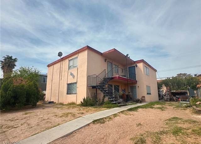 Property at 833 Bruce St, Las Vegas, NV 89101, 6 beds, 4 baths