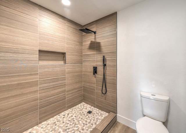 Property at 2606 S Durango Dr #117, Las Vegas, NV 89117, 2 beds, 2 baths