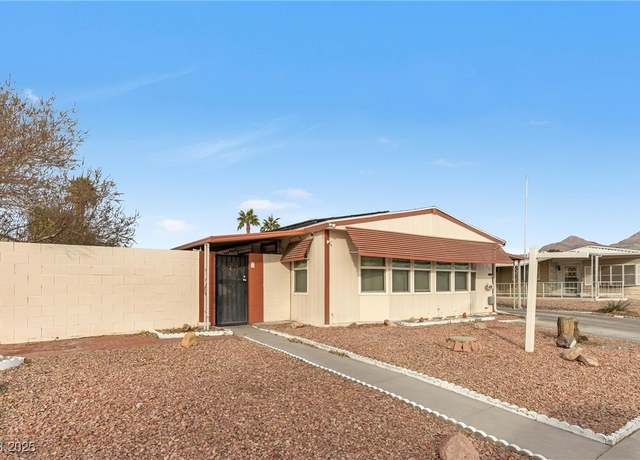 Property at 179 Sir George Dr, Las Vegas, NV 89110, 3 beds, 3.5 baths