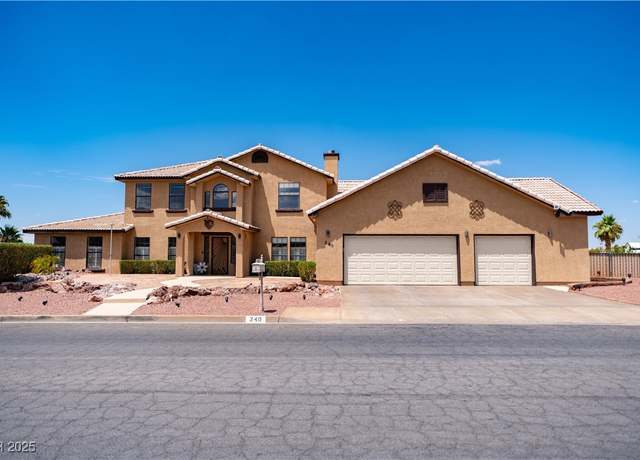 Property at 240 W Fairway Rd, Henderson, NV 89015, 4 beds, 4 baths