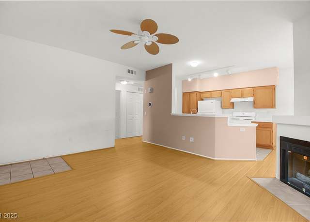 Property at 1050 E Cactus Ave #2073, Las Vegas, NV 89183, 2 beds, 2 baths