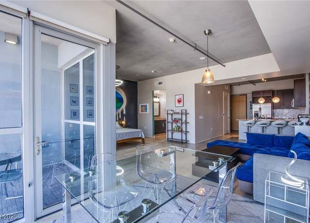 Property at 353 E Bonneville Ave #905, Las Vegas, NV 89101, 1 bed, 1 bath