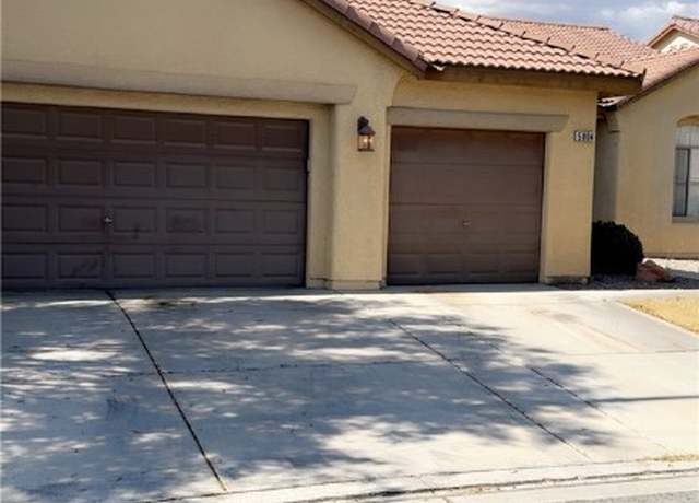 Property at 5004 Wayfaring Tree Ave, Las Vegas, NV 89131, 4 beds, 2.5 baths
