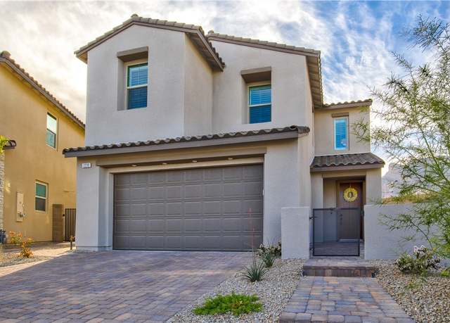 Property at 2239 Thunderbird St, Las Vegas, NV 89138, 5 beds, 3 baths