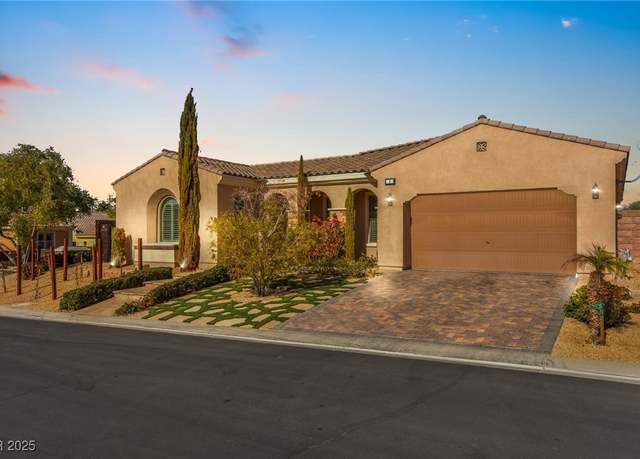 Property at 2 Lago Turchino Ct, Henderson, NV 89011, 3 beds, 2.5 baths