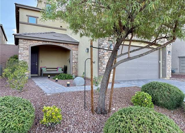 Property at 6641 Conquistador St, Las Vegas, NV 89149, 4 beds, 3 baths
