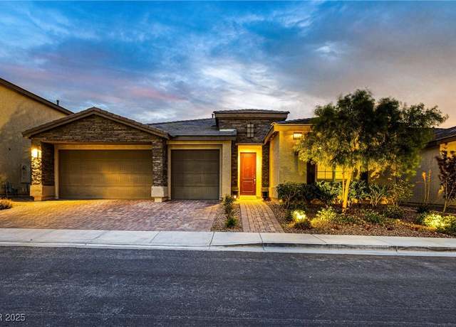 Property at 4631 Amazing View St, Las Vegas, NV 89129, 5 beds, 3.5 baths