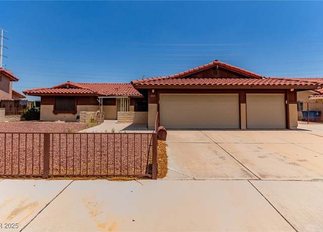 Property at 1513 Brocado Ln, Las Vegas, NV 89117, 3 beds, 2 baths