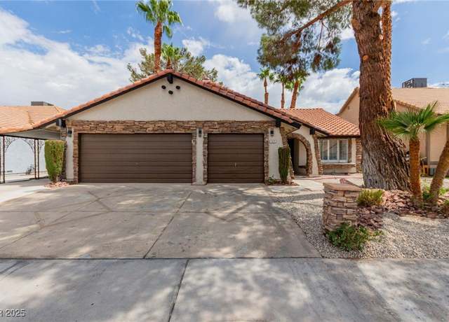 Property at 1017 Shifting Sands Dr, Las Vegas, NV 89108, 3 beds, 2 baths