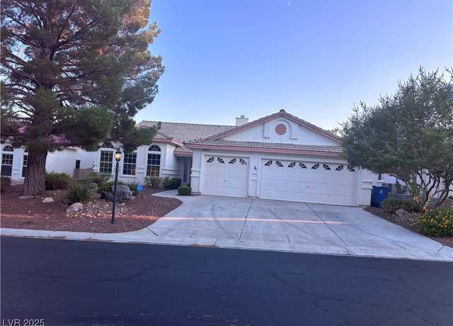 Property at 5017 Cliffrose Dr, Las Vegas, NV 89130, 3 beds, 2 baths