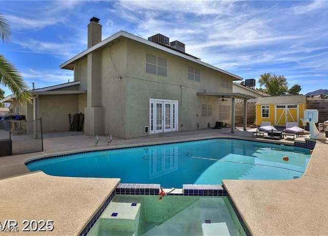 Property at 722 Barrie Ct, Henderson, NV 89002, 4 beds, 2.5 baths