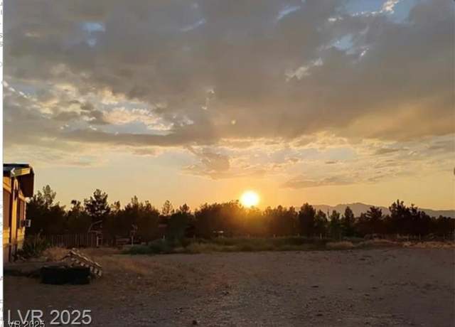 Property at 936 Elon Ln, Indian Springs, NV 89018, 3 beds, 2 baths