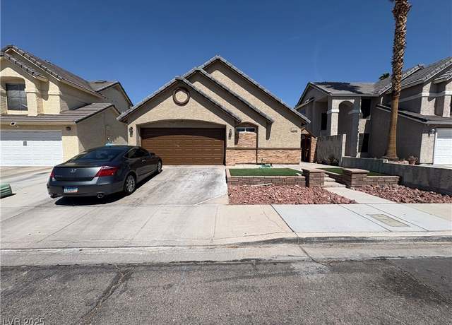 Property at 3078 Kennewick Dr, Las Vegas, NV 89121, 3 beds, 2 baths