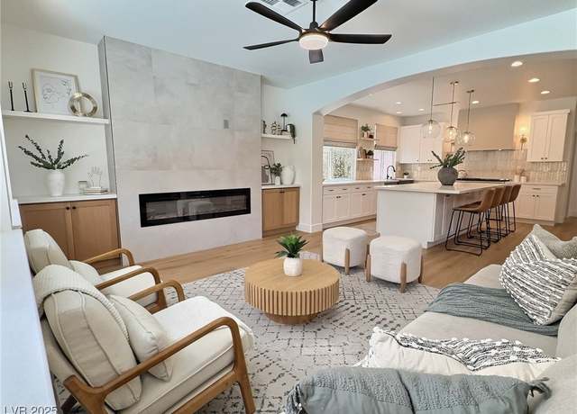 Property at 1624 Ravanusa Dr, Henderson, NV 89052, 5 beds, 3 baths