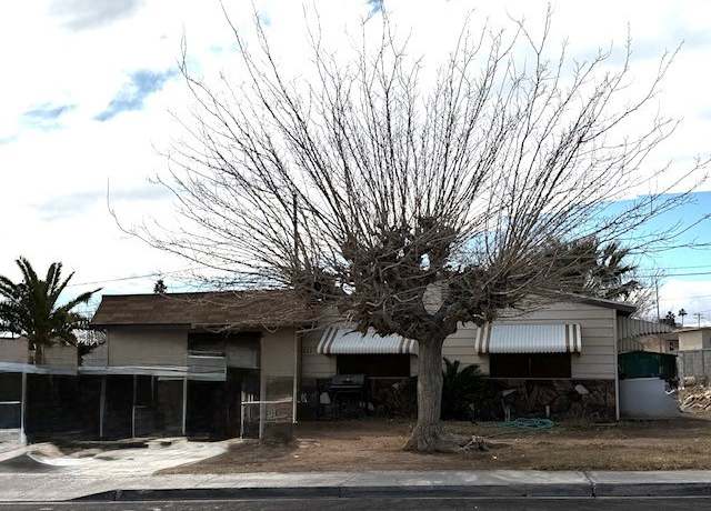 Property at 421 Miller Ave, North Las Vegas, NV 89030, 3 beds, 2 baths