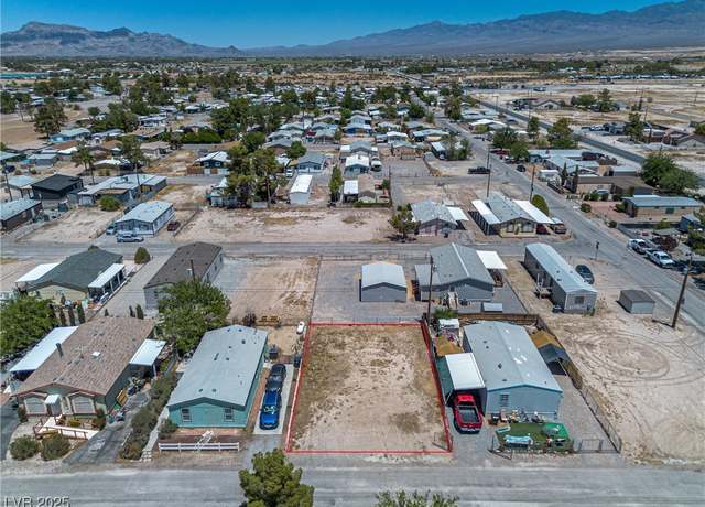 Property at 40 Queenstar St, Pahrump, NV 89048