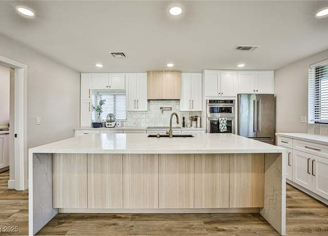 Property at 9340 W Washburn Rd, Las Vegas, NV 89149, 3 beds, 3 baths
