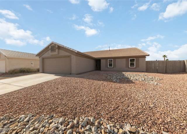 Property at 383 Virginia Lake Ave, Henderson, NV 89015, 4 beds, 2 baths