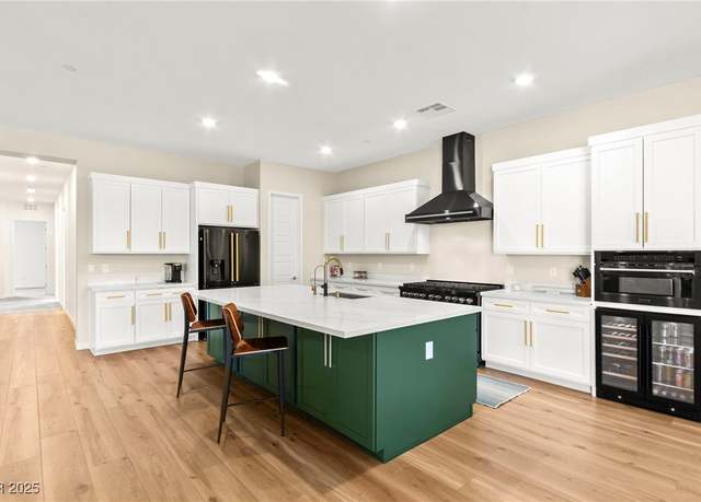 Property at 10906 Mila Landing Ave, Las Vegas, NV 89166, 4 beds, 3.5 baths