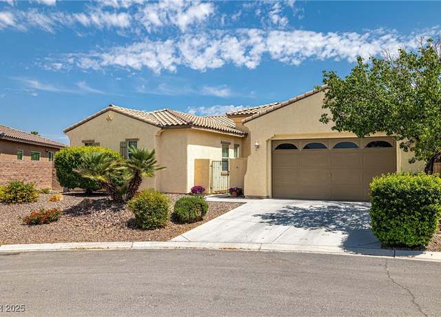 Property at 5300 E La Terra Ave, Pahrump, NV 89061, 4 beds, 3.5 baths
