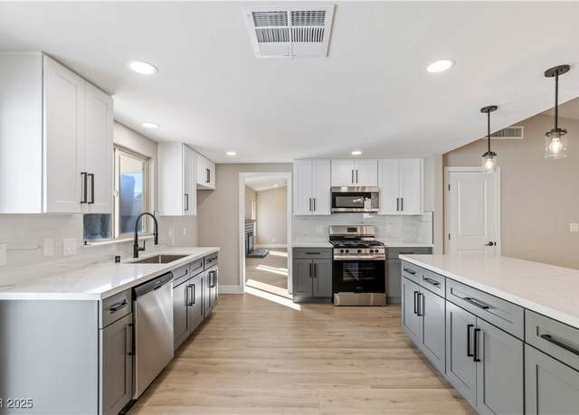 Property at 1943 Hallwood Dr, Las Vegas, NV 89119, 3 beds, 2.5 baths
