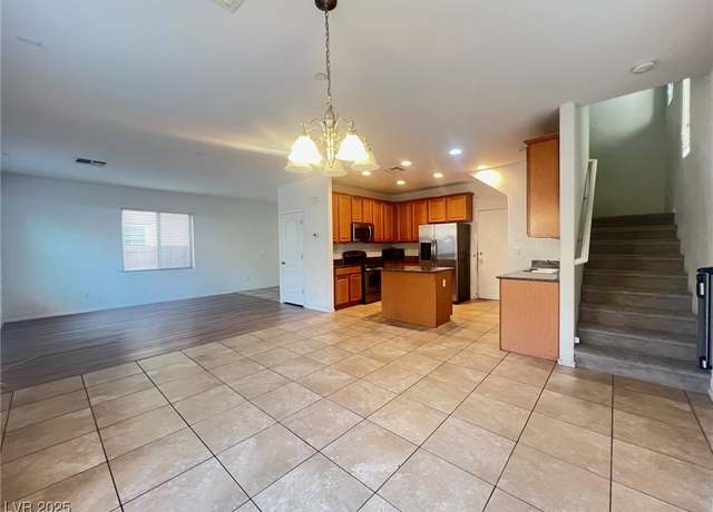 Property at 714 Calamus Palm Pl, Henderson, NV 89011, 4 beds, 2.5 baths
