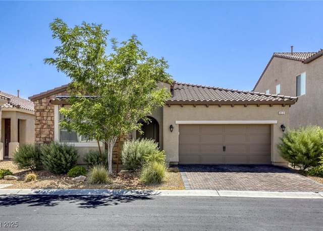Property at 832 Gallery Course Dr, Las Vegas, NV 89148, 3 beds, 2.5 baths