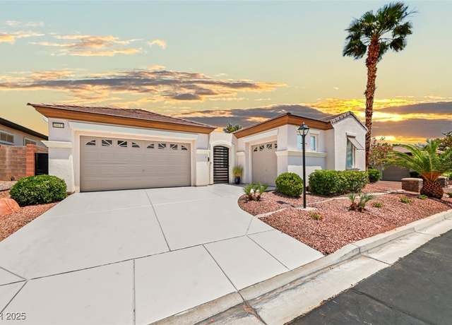 Property at 10814 Franklin Hills Ave, Las Vegas, NV 89135, 4 beds, 2.5 baths