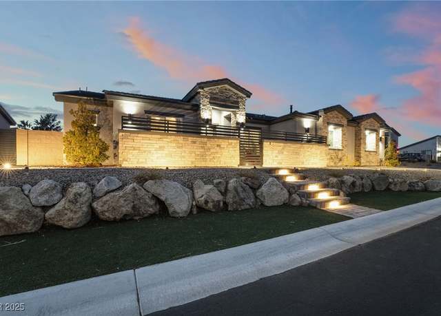 Property at 5865 Alice Landing Ct, Las Vegas, NV 89149, 4 beds, 3.5 baths