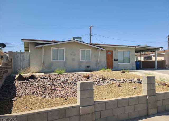 Property at 129 Maple St, Henderson, NV 89015, 3 beds, 1.5 baths