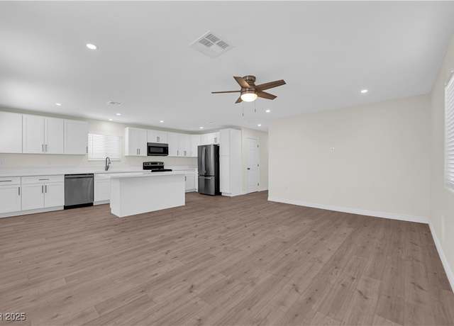 Property at 952 Balzar Ave, Las Vegas, NV 89106, 3 beds, 2 baths