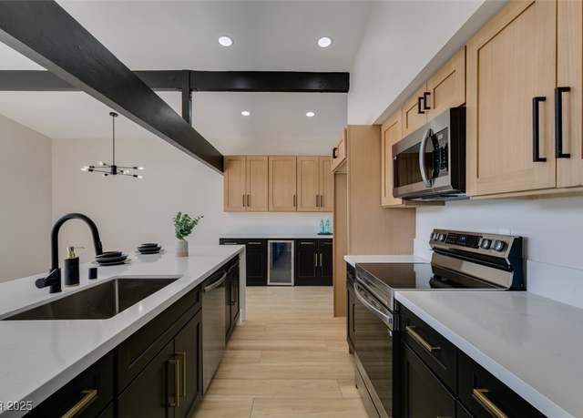 Property at 812 Hogan Dr, Las Vegas, NV 89107, 4 beds, 3 baths