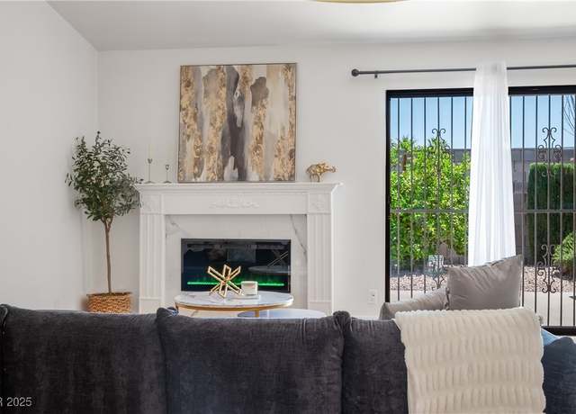Property at 4774 Walteta Way, Las Vegas, NV 89119, 4 beds, 2 baths