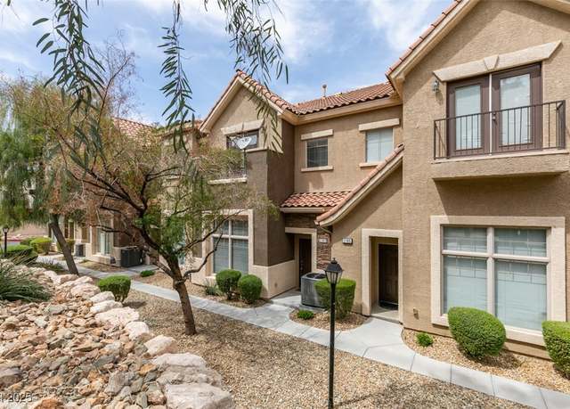 Property at 2787 Fountain Ridge Ln, Henderson, NV 89074, 3 beds, 2.5 baths
